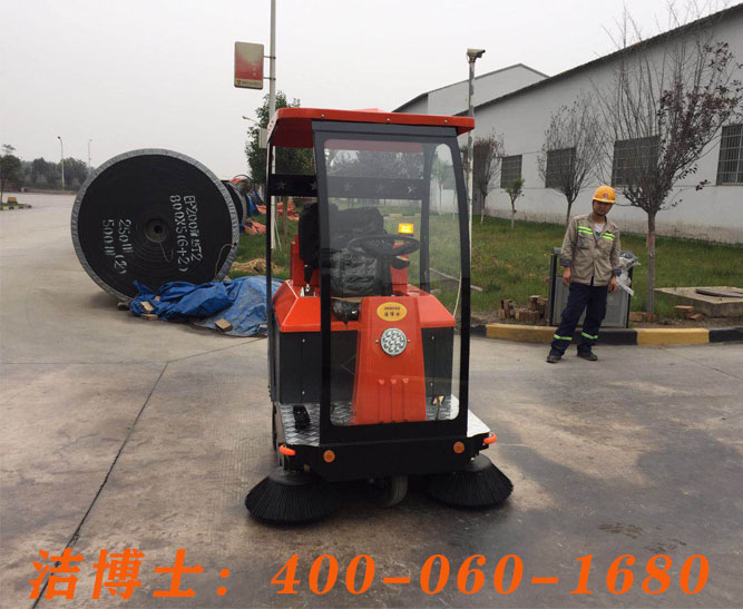 洁博士驾驶扫地车客户案例——陕西富平生态水泥有限公司