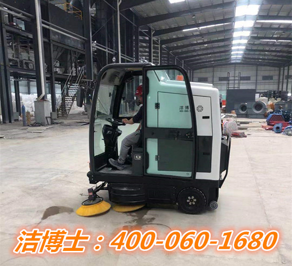 洁博士驾驶扫地车客户案例-江西省坚基高新硅材料有限公司